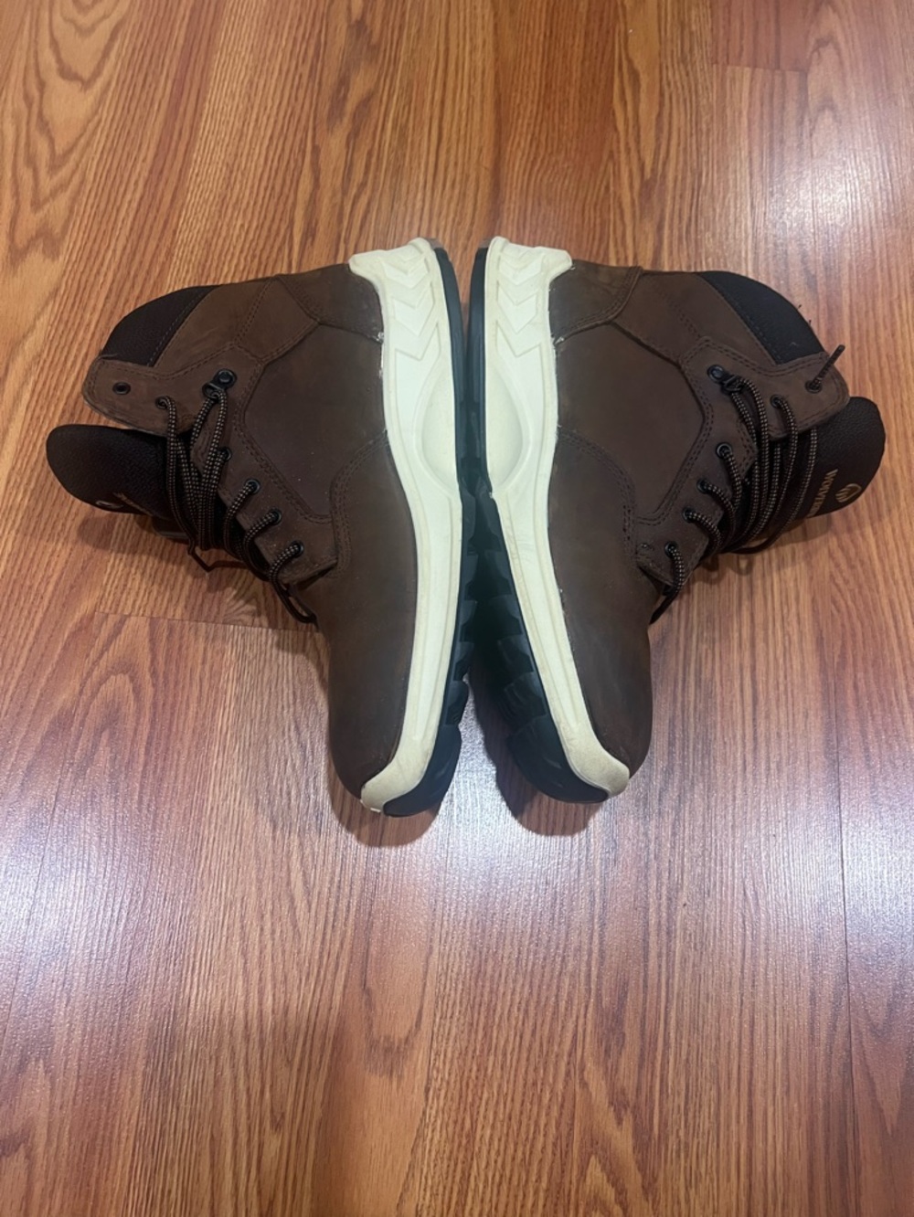 Wolverine Men ShiftPLUS Mid LX 6"
Boot Leather Size 11.5
WaterproofW200062
Brown